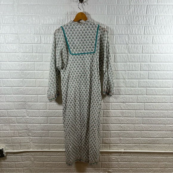 Marea Kaftan White Teal Grey Multi XS NWT - Picture 4 of 6